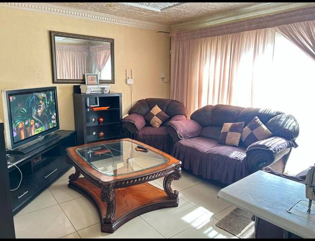 3 BEDROOM HOUSE FOR SALE IN SOSHANGUVE B